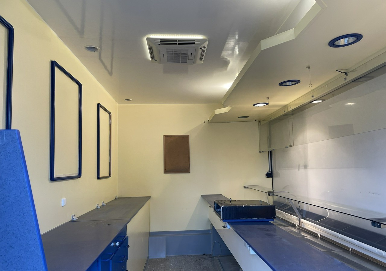 Fiat Ducato Autosklep wędlin Klima Gastronomiczny Food Truck Foodtruck sklep 20 - Autonegozio: foto 3 Fiat Ducato Autosklep wędlin Klima Gastronomiczny Food Truck Foodtruck sklep 20 - Autonegozio: foto 3