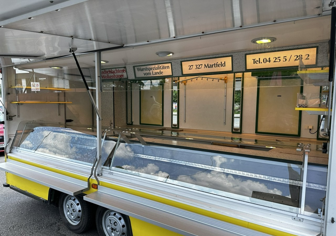 Fiat Ducato Autosklep wędlin sklep bar Gastronomiczny Food Truck Foodtruck Borco - Autonegozio: foto 3 Fiat Ducato Autosklep wędlin sklep bar Gastronomiczny Food Truck Foodtruck Borco - Autonegozio: foto 3