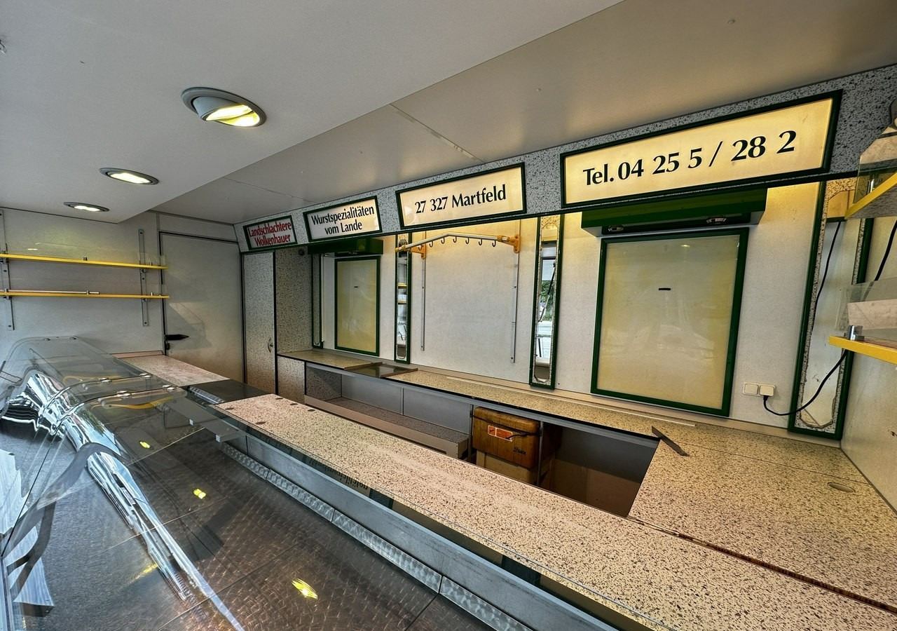 Fiat Ducato Autosklep wędlin sklep bar Gastronomiczny Food Truck Foodtruck Borco - Autonegozio: foto 5 Fiat Ducato Autosklep wędlin sklep bar Gastronomiczny Food Truck Foodtruck Borco - Autonegozio: foto 5