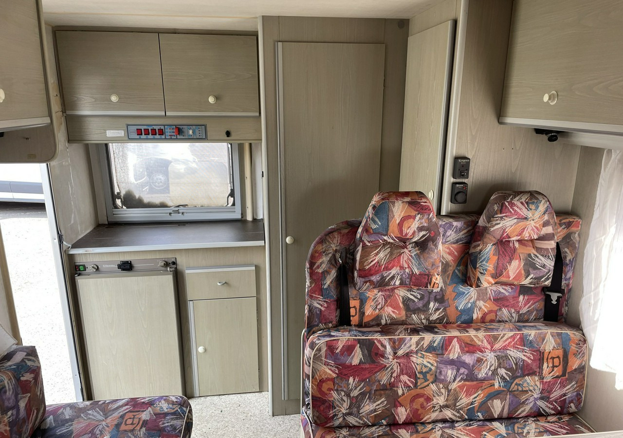 Ford Transit Ford Transit Kamper 5-osobowy GRANDUCA 560 - Camper mansardato: foto 4 Ford Transit Ford Transit Kamper 5-osobowy GRANDUCA 560 - Camper mansardato: foto 4