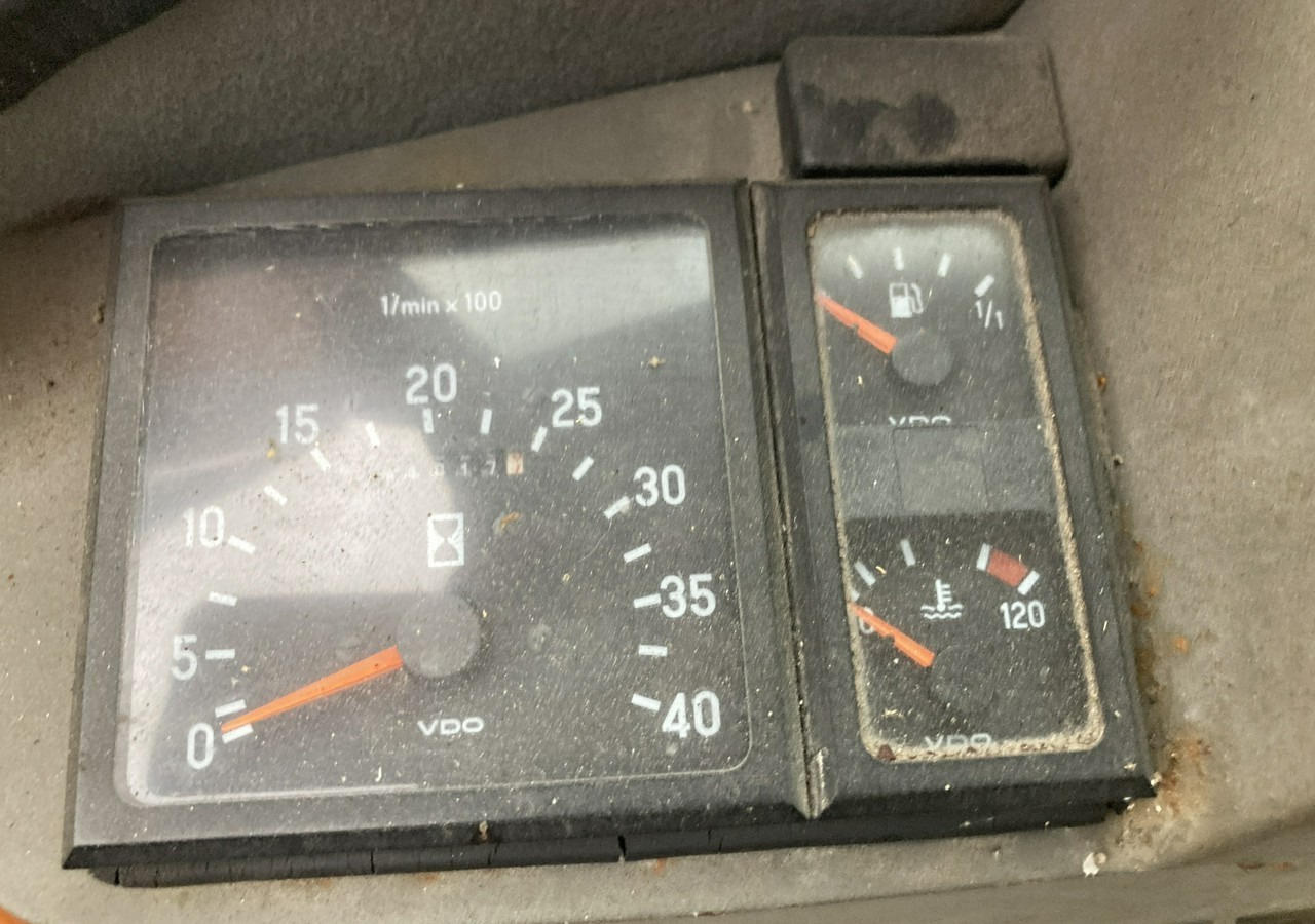 Mezzo spazzaneve Inna Inny Hansa 4X4 pług posypywarka wywrotka: foto 12