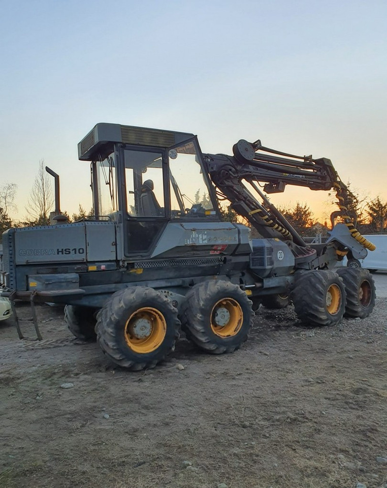 Inna Inny Maszyna Leśna do wycinki drzewa Harwester Ponsse SF Cobra 10 - Abbattitrice forestale: foto 1 Inna Inny Maszyna Leśna do wycinki drzewa Harwester Ponsse SF Cobra 10 - Abbattitrice forestale: foto 1