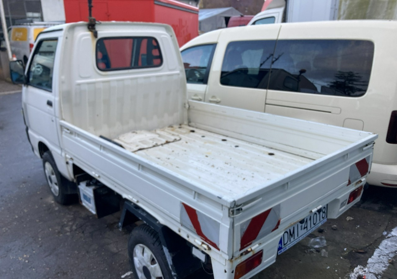Inna Inny PFAU Piaggio Porter 4X4 Skrzynia odśnieżarka Pług 5655km 2012 - Furgone con cassone fisso: foto 3 Inna Inny PFAU Piaggio Porter 4X4 Skrzynia odśnieżarka Pług 5655km 2012 - Furgone con cassone fisso: foto 3