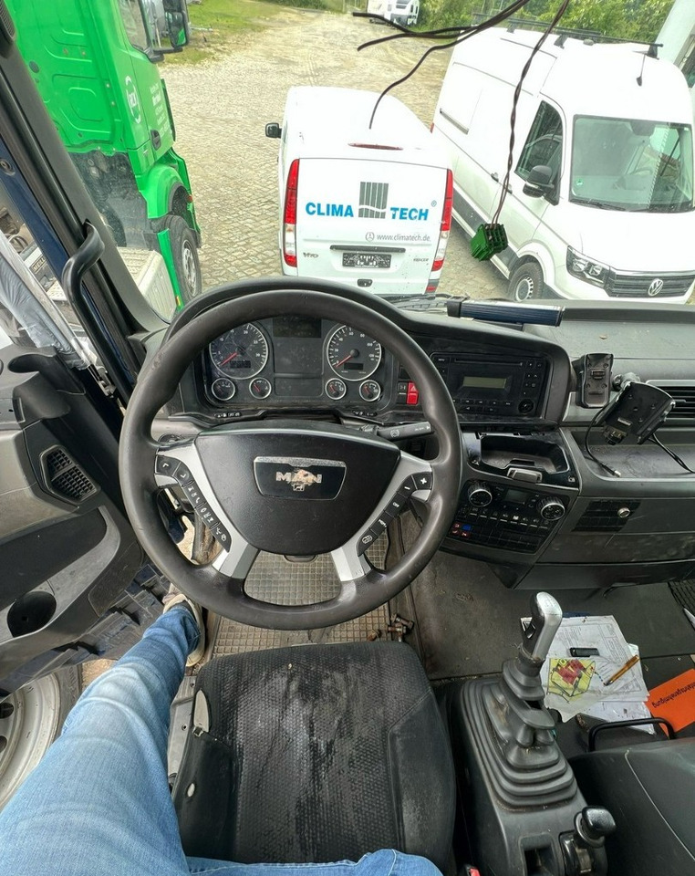 MAN Inny MAN Man TGX 18.400 Bramowiec hakowiec Meiler Model 2012 - Autocarro multibenna: foto 5 MAN Inny MAN Man TGX 18.400 Bramowiec hakowiec Meiler Model 2012 - Autocarro multibenna: foto 5
