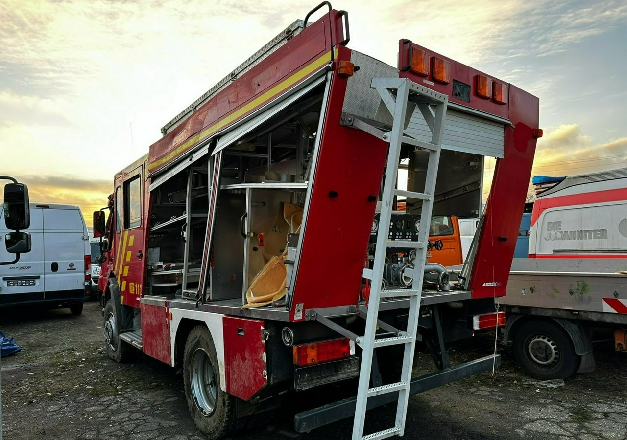 Mercedes-Benz Atego 918 Straż Pożarna 4X4 Wóz strażacki 2006 Atego 918 Straż Pożarna 4X4 Wóz strażacki 2006 - Autopompa: foto 5 Mercedes-Benz Atego 918 Straż Pożarna 4X4 Wóz strażacki 2006 Atego 918 Straż Pożarna 4X4 Wóz strażacki 2006 - Autopompa: foto 5
