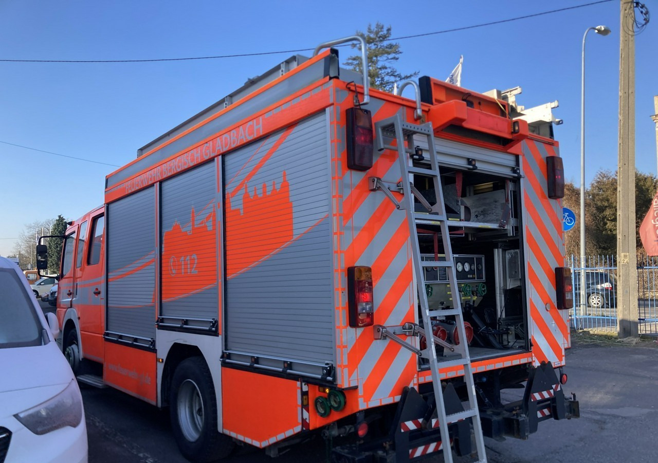 Mercedes-Benz Atego Atego15-280 Straż Pożarna Gaśnicza Ziegler 2020L wody 210L piany 20 - Autopompa: foto 4 Mercedes-Benz Atego Atego15-280 Straż Pożarna Gaśnicza Ziegler 2020L wody 210L piany 20 - Autopompa: foto 4