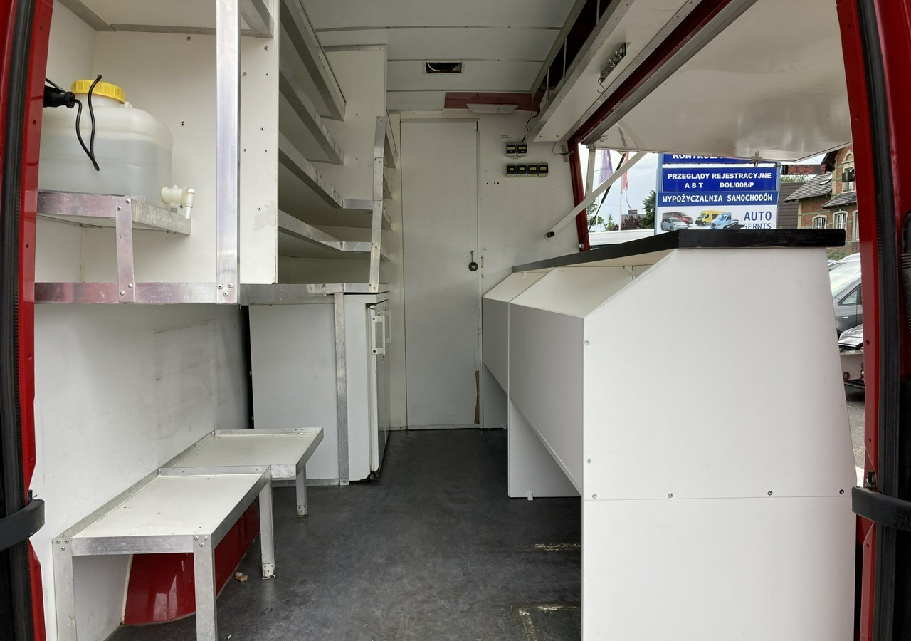 Mercedes-Benz Sprinter Autosklep pieczywa sklep Bar Gastronomiczny Food Truck Foodtruck 201 - Autonegozio: foto 2 Mercedes-Benz Sprinter Autosklep pieczywa sklep Bar Gastronomiczny Food Truck Foodtruck 201 - Autonegozio: foto 2
