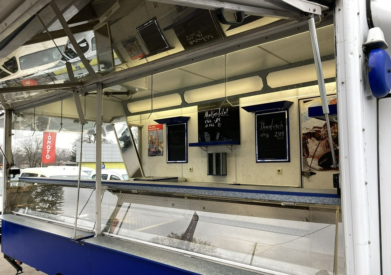 Mercedes-Benz Sprinter Sprinter Autosklep Gastronomiczny wędli Ryb Food Truck Foodtruck skl - Autonegozio: foto 3 Mercedes-Benz Sprinter Sprinter Autosklep Gastronomiczny wędli Ryb Food Truck Foodtruck skl - Autonegozio: foto 3