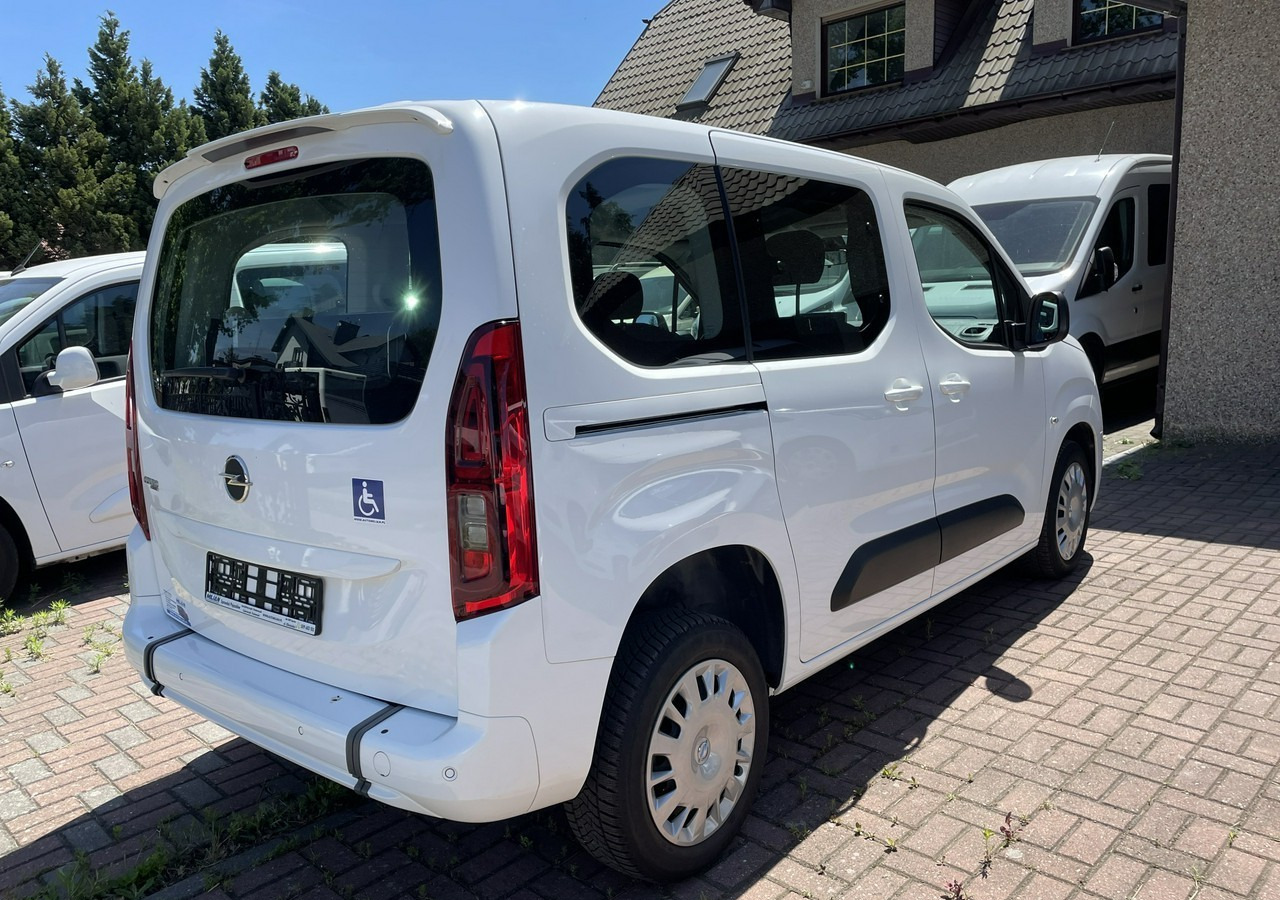 Opel Combo IV Opel Combo Life Niepełnosprawnych inwalida Rampa 32105 km Model 2022 - Autovettura: foto 4 Opel Combo IV Opel Combo Life Niepełnosprawnych inwalida Rampa 32105 km Model 2022 - Autovettura: foto 4