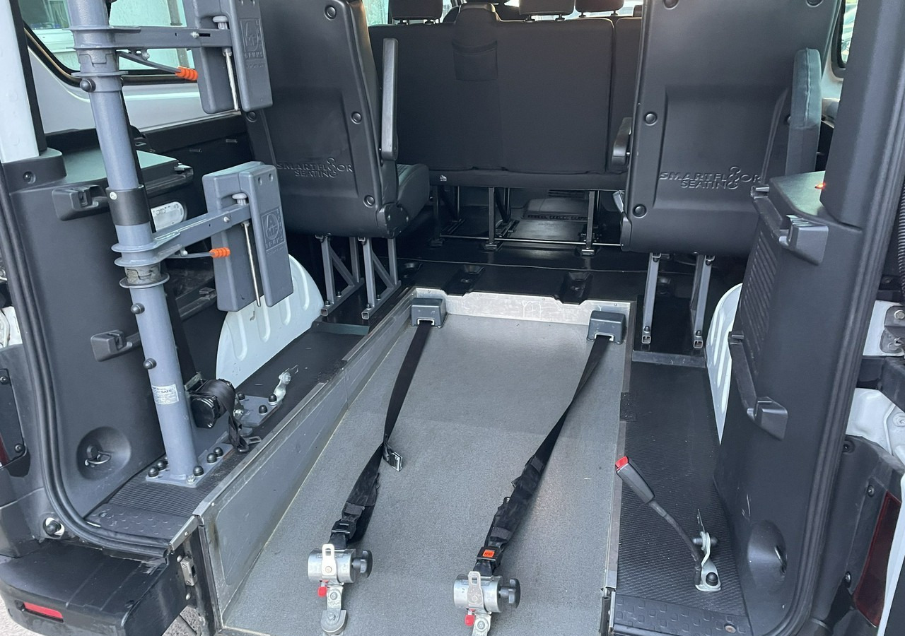 Opel Vivaro Opel Vivaro dla Niepełnosprawnych inwalida Rampa Model 2019 - Autovettura: foto 4 Opel Vivaro Opel Vivaro dla Niepełnosprawnych inwalida Rampa Model 2019 - Autovettura: foto 4