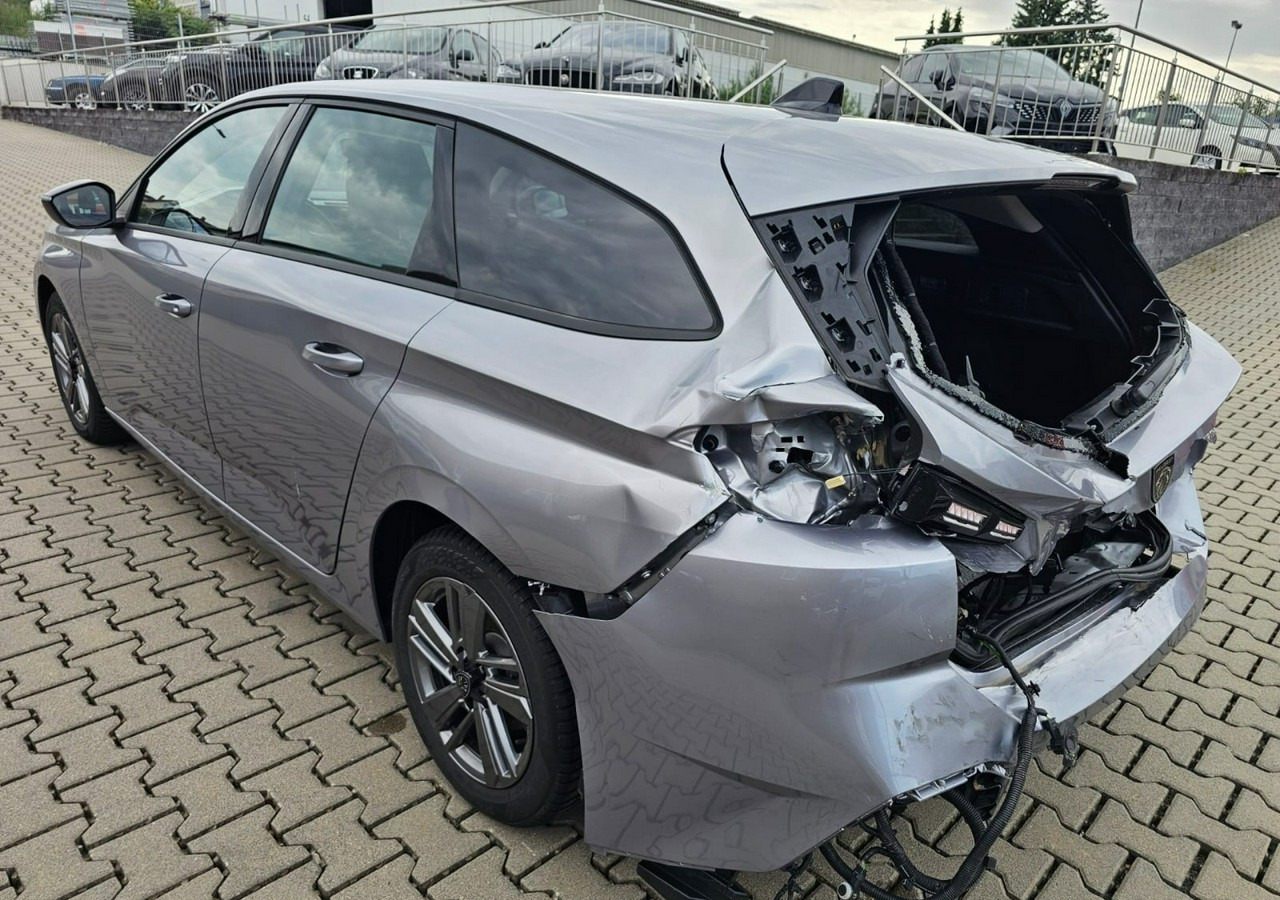 Peugeot 308 II Peugeot 308 Bogate wyposażenie Model 2025 - Autovettura: foto 5 Peugeot 308 II Peugeot 308 Bogate wyposażenie Model 2025 - Autovettura: foto 5