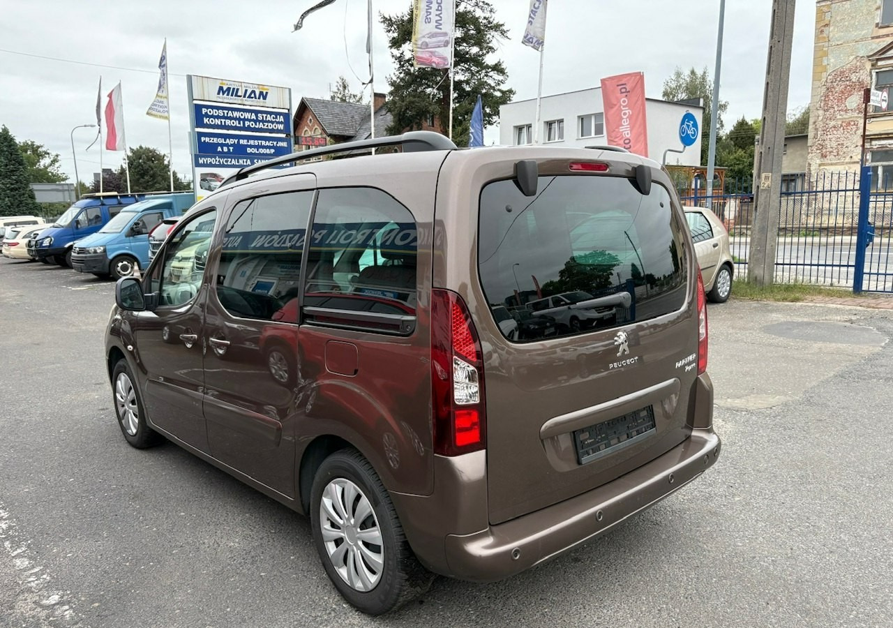 Peugeot Partner II Peugeot Partner Tepee 100 Family Model 2013 - Station wagon: foto 5 Peugeot Partner II Peugeot Partner Tepee 100 Family Model 2013 - Station wagon: foto 5