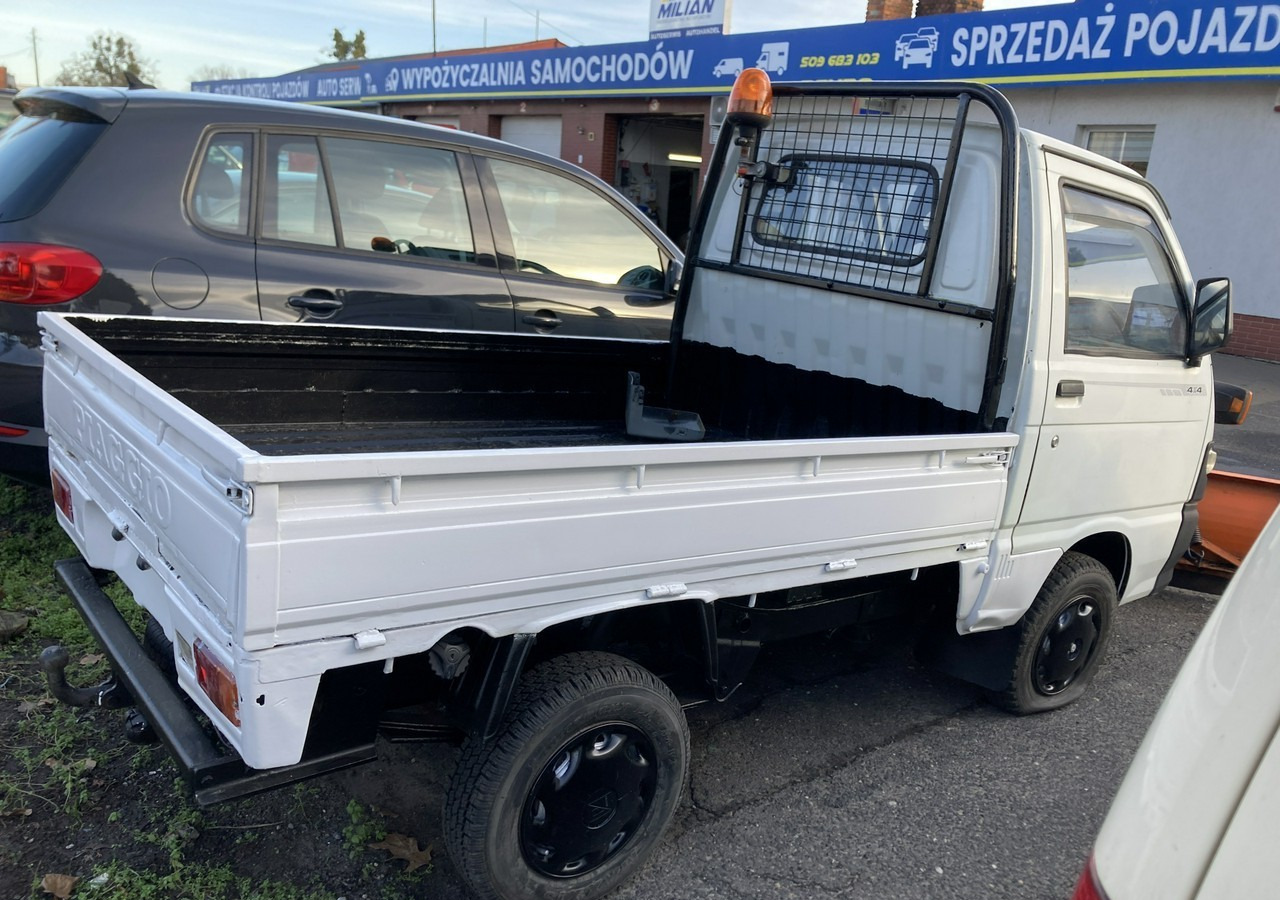 Piaggio Piaggio Porter 4X4 Skrzynia odśnieżarka Pług 2011 - Mezzo spazzaneve: foto 3 Piaggio Piaggio Porter 4X4 Skrzynia odśnieżarka Pług 2011 - Mezzo spazzaneve: foto 3