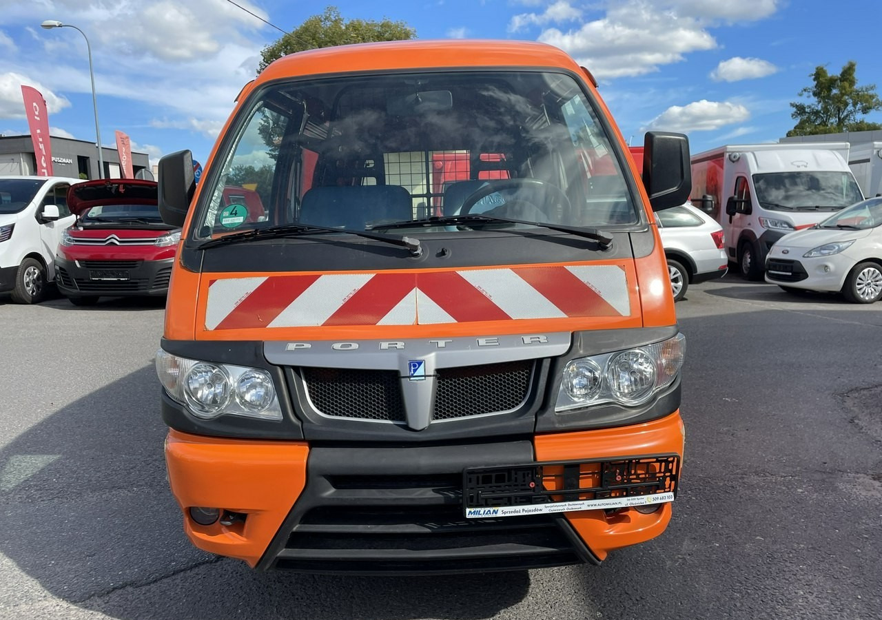 Piaggio Piaggio Porter Furgon 39348km 2x boczne drzwi 2012 - Furgone chiuso: foto 5 Piaggio Piaggio Porter Furgon 39348km 2x boczne drzwi 2012 - Furgone chiuso: foto 5
