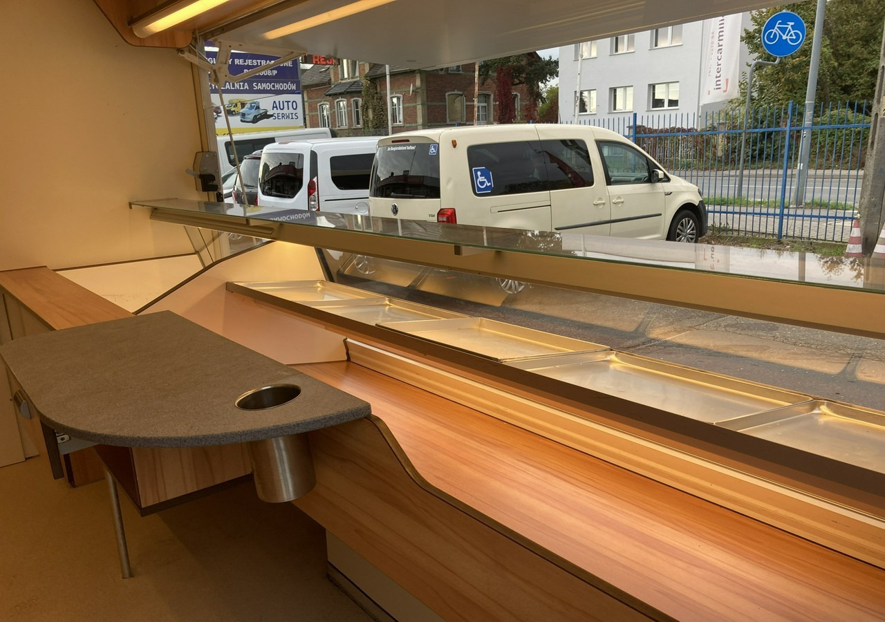Renault Master Autosklep pie sklep Bar Gastronomiczny Food Truck Foodtruck Borco 20 - Autonegozio: foto 5 Renault Master Autosklep pie sklep Bar Gastronomiczny Food Truck Foodtruck Borco 20 - Autonegozio: foto 5