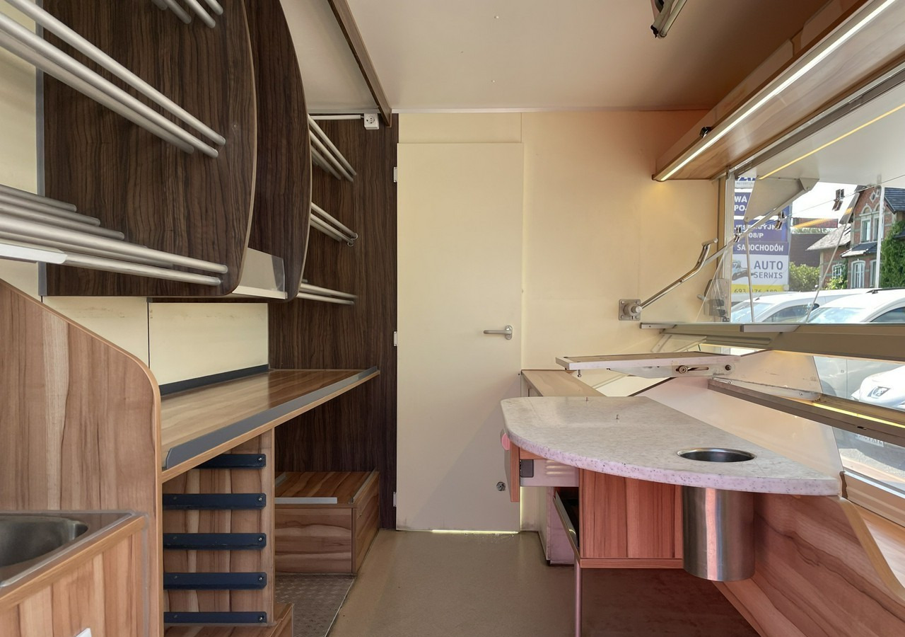 Renault Master Autosklep pieczywa Gastronomiczny Food Truck Foodtruck Sklep Borco20 - Autonegozio: foto 2 Renault Master Autosklep pieczywa Gastronomiczny Food Truck Foodtruck Sklep Borco20 - Autonegozio: foto 2