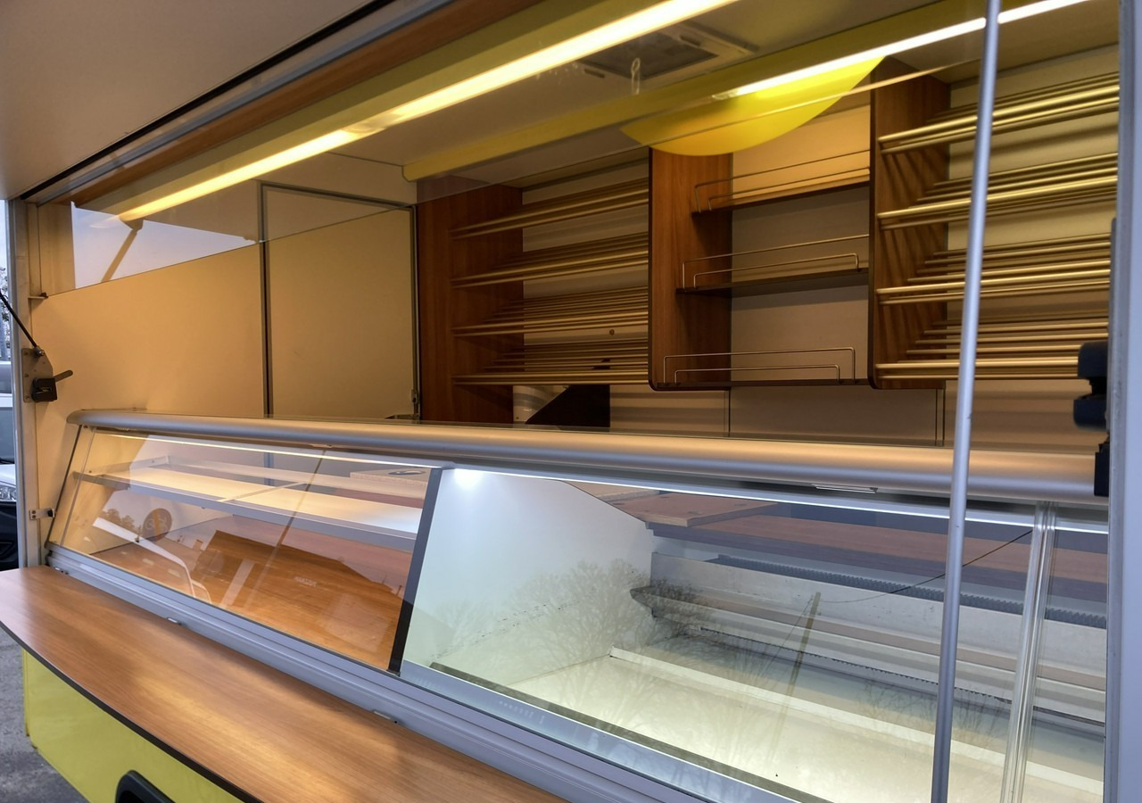 Renault Master Autosklep pieczywa Gastronomiczny Food Truck Foodtruck sklep Borco20 - Autonegozio: foto 3 Renault Master Autosklep pieczywa Gastronomiczny Food Truck Foodtruck sklep Borco20 - Autonegozio: foto 3