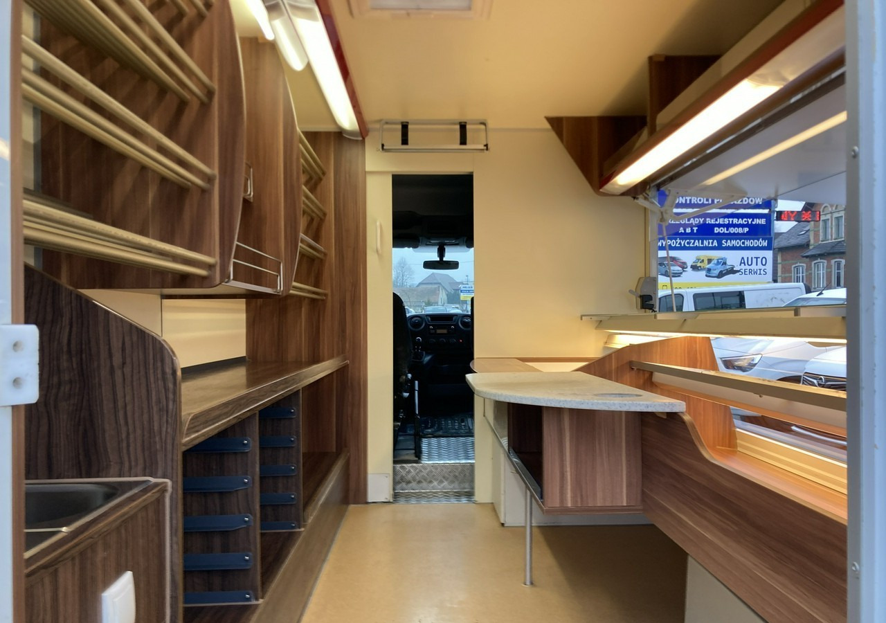 Renault Master Autosklep sklep Bar Gastronomiczny Food Truck Foodtruck Borco 2017 - Autonegozio: foto 3 Renault Master Autosklep sklep Bar Gastronomiczny Food Truck Foodtruck Borco 2017 - Autonegozio: foto 3