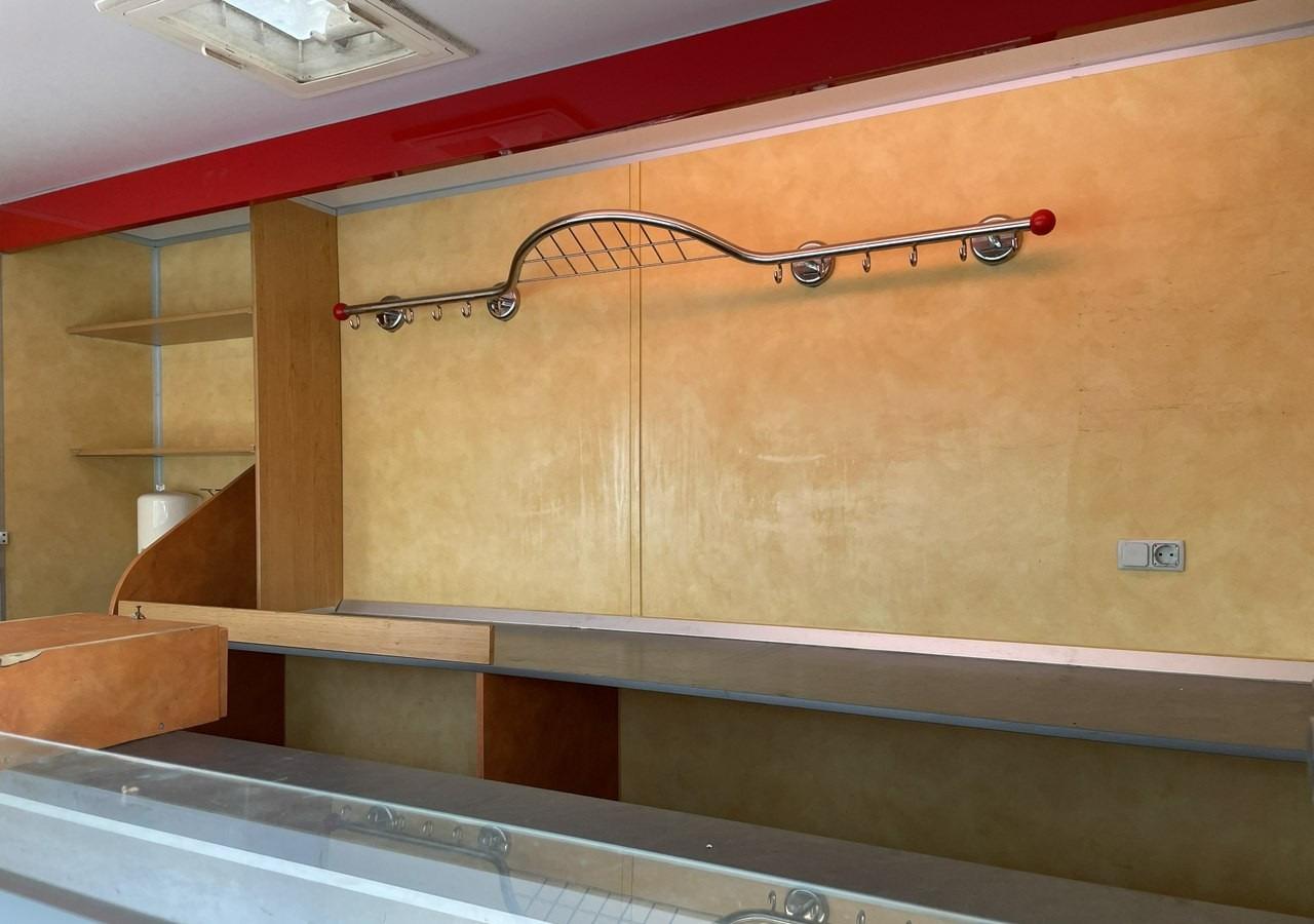 Renault Master Autosklep wędlin Gastronomiczna food truck foodtruck sklep Borco 201 - Autonegozio: foto 4 Renault Master Autosklep wędlin Gastronomiczna food truck foodtruck sklep Borco 201 - Autonegozio: foto 4