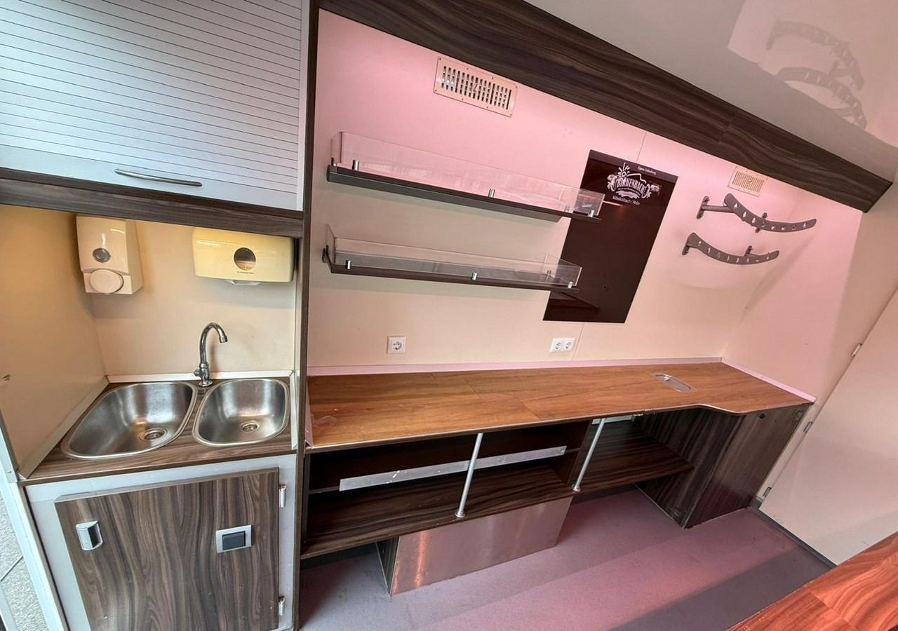 Renault Master Autosklep wędlin Gastronomiczny Food Truck Foodtruck Sklep Solar 20 - Autonegozio: foto 3 Renault Master Autosklep wędlin Gastronomiczny Food Truck Foodtruck Sklep Solar 20 - Autonegozio: foto 3