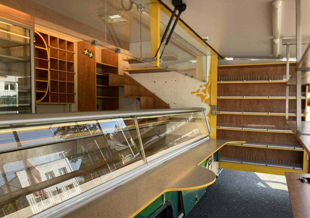 Renault Master Autosklep wędlin sklep bar Gastronomiczny Food Truck Foodtruck Borco - Autonegozio: foto 4 Renault Master Autosklep wędlin sklep bar Gastronomiczny Food Truck Foodtruck Borco - Autonegozio: foto 4