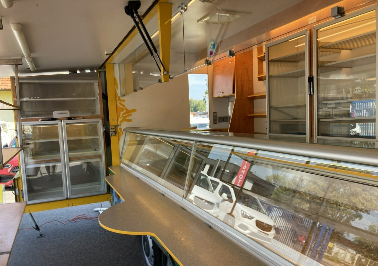 Renault Master Autosklep wędlin sklep bar Gastronomiczny Food Truck Foodtruck Borco - Autonegozio: foto 3 Renault Master Autosklep wędlin sklep bar Gastronomiczny Food Truck Foodtruck Borco - Autonegozio: foto 3
