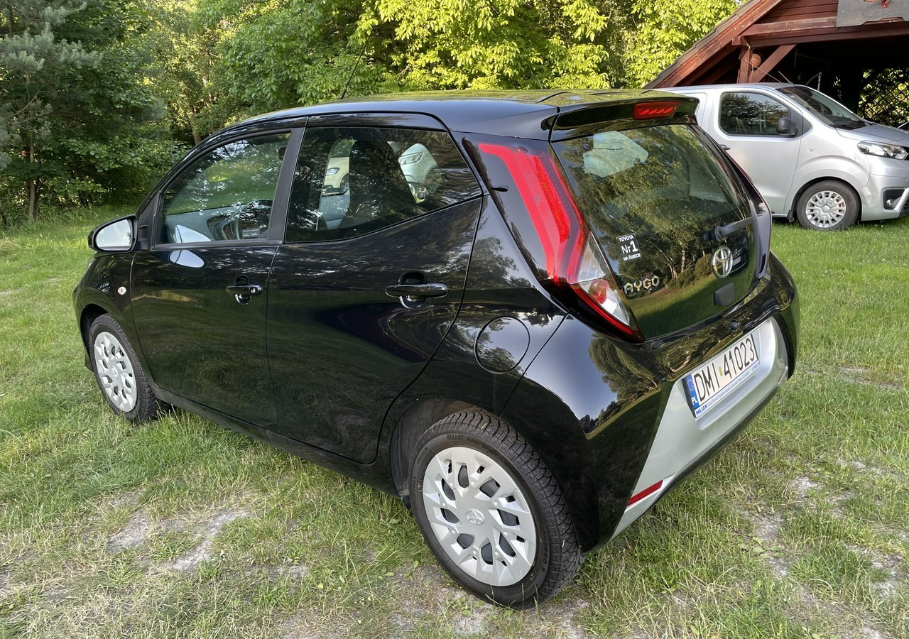 Toyota Aygo II Toyota Aygo 1.0-16V Klima Salon PL 24651km Model 2021 - Hatchback: foto 3 Toyota Aygo II Toyota Aygo 1.0-16V Klima Salon PL 24651km Model 2021 - Hatchback: foto 3