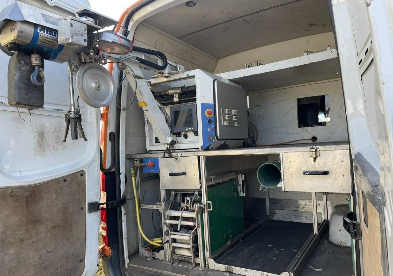 Mercedes-Benz Sprinter Sprinter Kanalizacja inspekcja kanałów wuko asenizacyjny Kamero wóz - Veicolo speciale/ Comunale, Furgone chiuso: foto 4 Mercedes-Benz Sprinter Sprinter Kanalizacja inspekcja kanałów wuko asenizacyjny Kamero wóz - Veicolo speciale/ Comunale, Furgone chiuso: foto 4