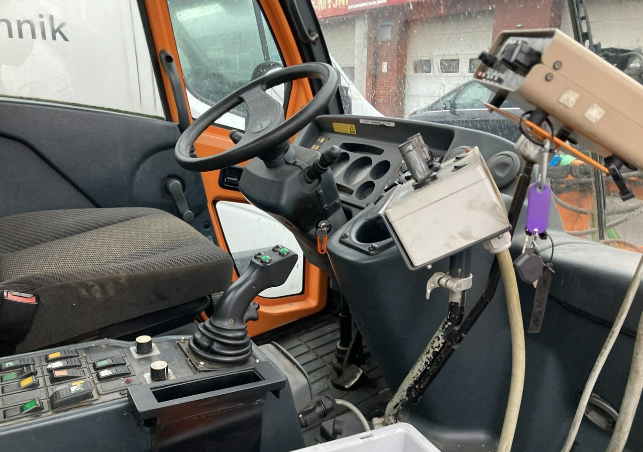 Multicar Inny Multicar Multicar kosiarka posypywarka pług - Veicolo speciale/ Comunale: foto 4 Multicar Inny Multicar Multicar kosiarka posypywarka pług - Veicolo speciale/ Comunale: foto 4