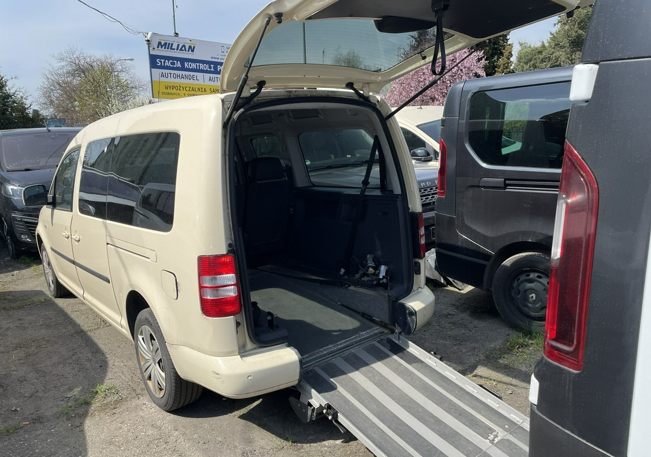 Volkswagen Caddy III Caddy do przewozu Niepełnosprawnych inwalida rampa 2015 - Autovettura: foto 1 Volkswagen Caddy III Caddy do przewozu Niepełnosprawnych inwalida rampa 2015 - Autovettura: foto 1