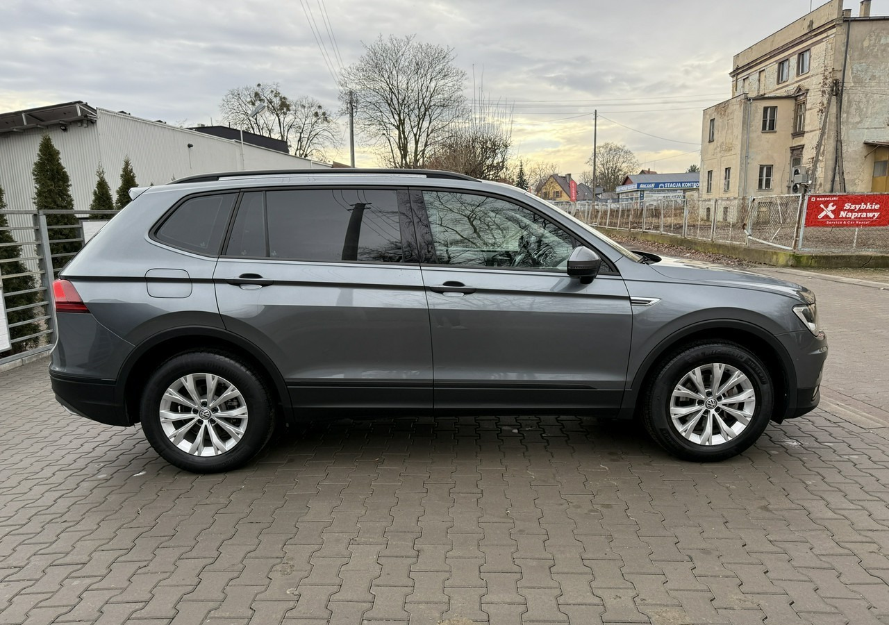 Volkswagen Tiguan II 1,4TSI 150KM 65tyśkm 7osobowy Comfort Tempomat ACC Klima Alu 2018 - SUV/ Fuoristrada: foto 5 Volkswagen Tiguan II 1,4TSI 150KM 65tyśkm 7osobowy Comfort Tempomat ACC Klima Alu 2018 - SUV/ Fuoristrada: foto 5