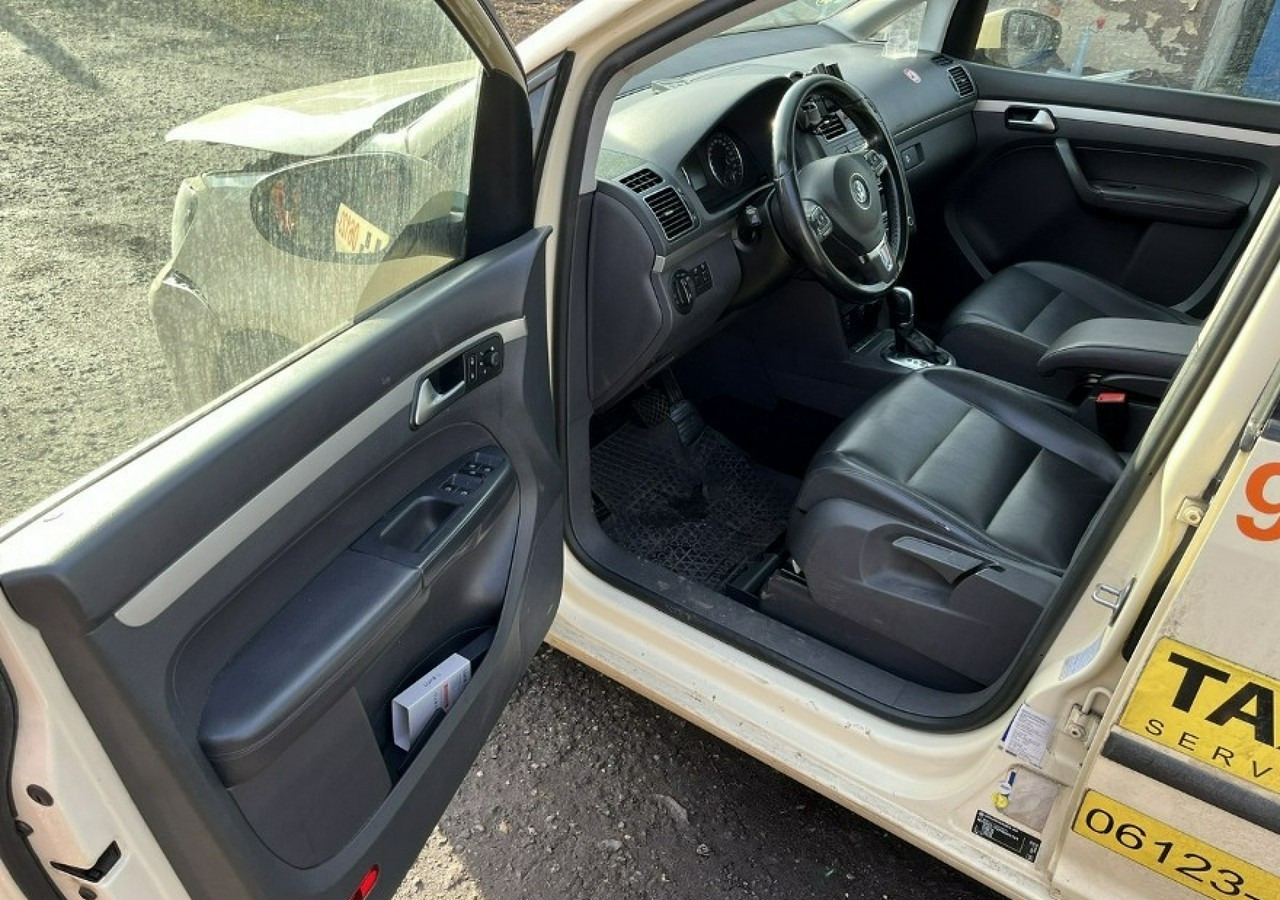 Volkswagen Touran III - Autovettura: foto 5 Volkswagen Touran III - Autovettura: foto 5