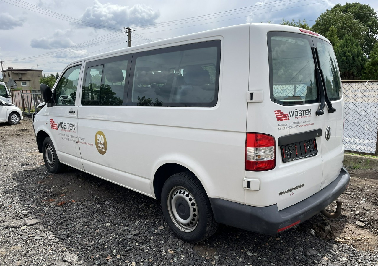 Volkswagen Transporter T5 Volkswagen Transporter Long 2.0-140KM 9-osobowy Model 2015 - Autovettura: foto 4 Volkswagen Transporter T5 Volkswagen Transporter Long 2.0-140KM 9-osobowy Model 2015 - Autovettura: foto 4