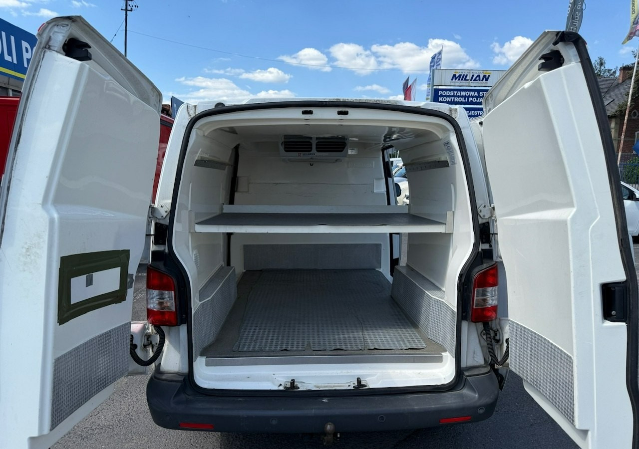 Volkswagen Transporter Transporter T5 LIFT 2.0-180 KM, DSG7 Chłodnia Konvekta Model 2012 - Furgone frigo: foto 1 Volkswagen Transporter Transporter T5 LIFT 2.0-180 KM, DSG7 Chłodnia Konvekta Model 2012 - Furgone frigo: foto 1