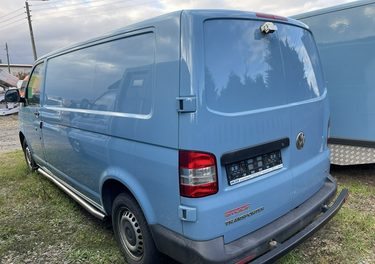 Volkswagen Transporter Trasporter T5 Bankowóz kuloodporny opancerzony 2015 - Furgone blindato: foto 4 Volkswagen Transporter Trasporter T5 Bankowóz kuloodporny opancerzony 2015 - Furgone blindato: foto 4