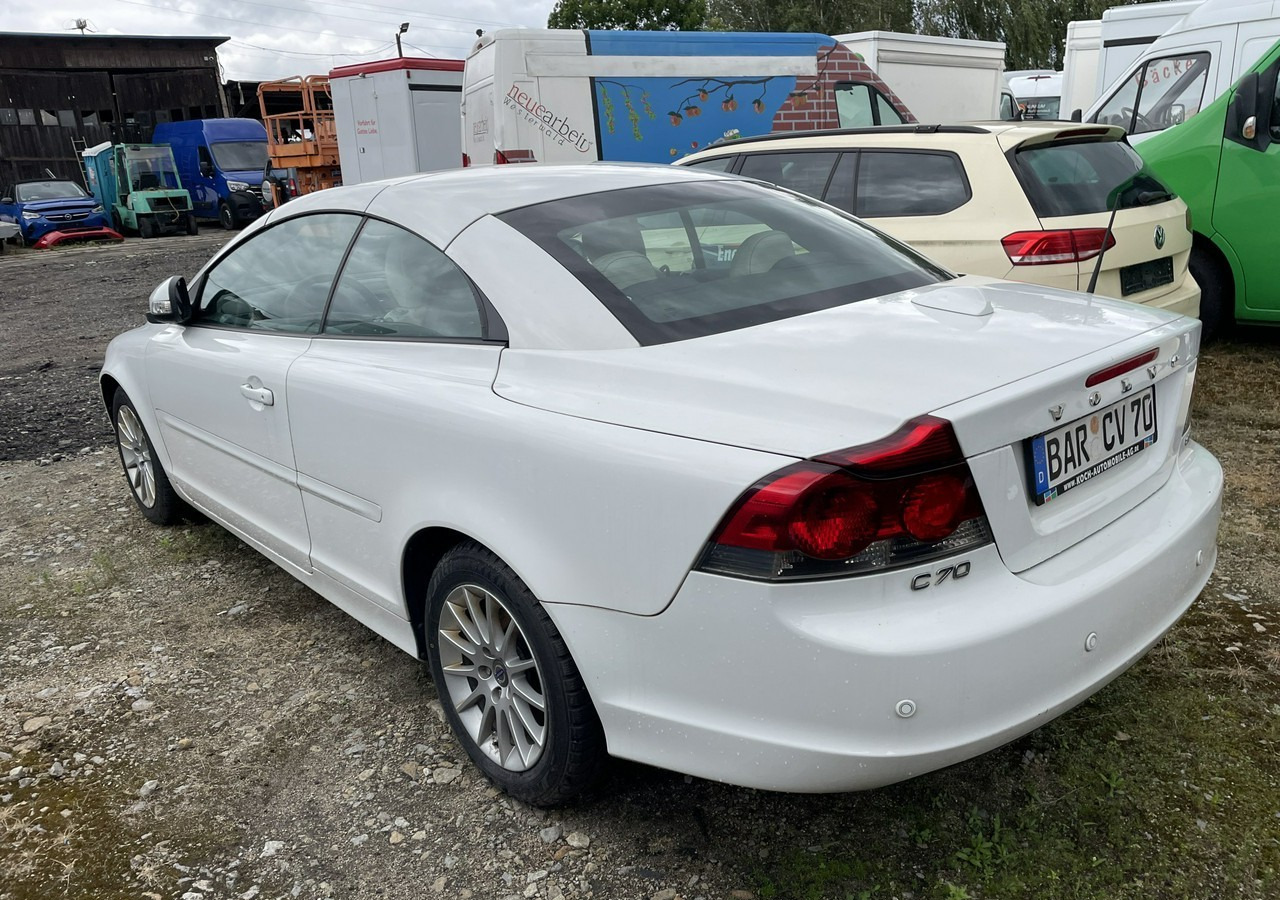Volvo C70 II Volvo C70 2.0-136KM Cabrio Kabriolet 2010 - Autovettura: foto 5 Volvo C70 II Volvo C70 2.0-136KM Cabrio Kabriolet 2010 - Autovettura: foto 5