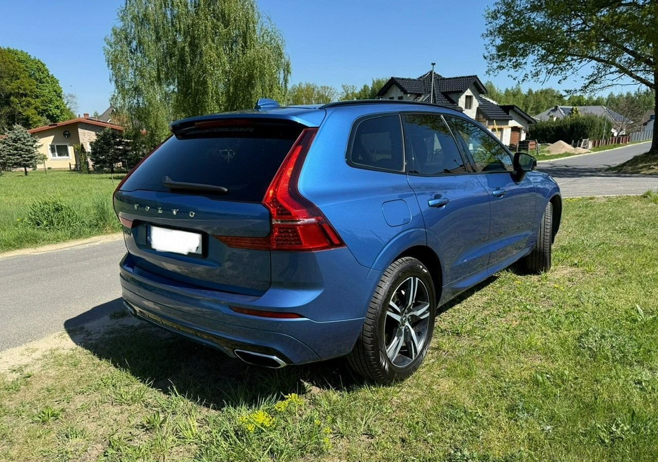 Volvo XC60 II XC60 R-design 2.0D5 235KM Automat Navi Kamery360 Panorama HAK Harman - SUV/ Fuoristrada: foto 3 Volvo XC60 II XC60 R-design 2.0D5 235KM Automat Navi Kamery360 Panorama HAK Harman - SUV/ Fuoristrada: foto 3