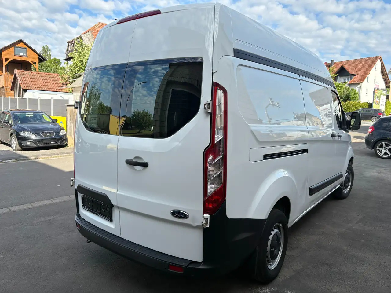 Ford Transit Custom 300 L2 H2 Motorschaden - Furgone chiuso: foto 4 Ford Transit Custom 300 L2 H2 Motorschaden - Furgone chiuso: foto 4