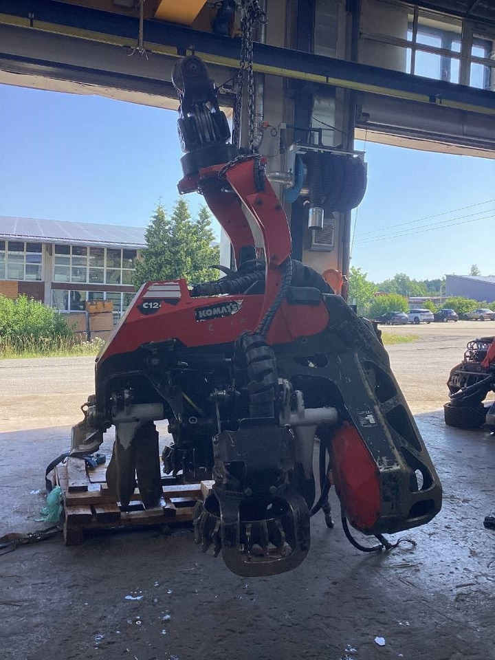 Komatsu C124  - Testa di abbattimento: foto 2 Komatsu C124  - Testa di abbattimento: foto 2