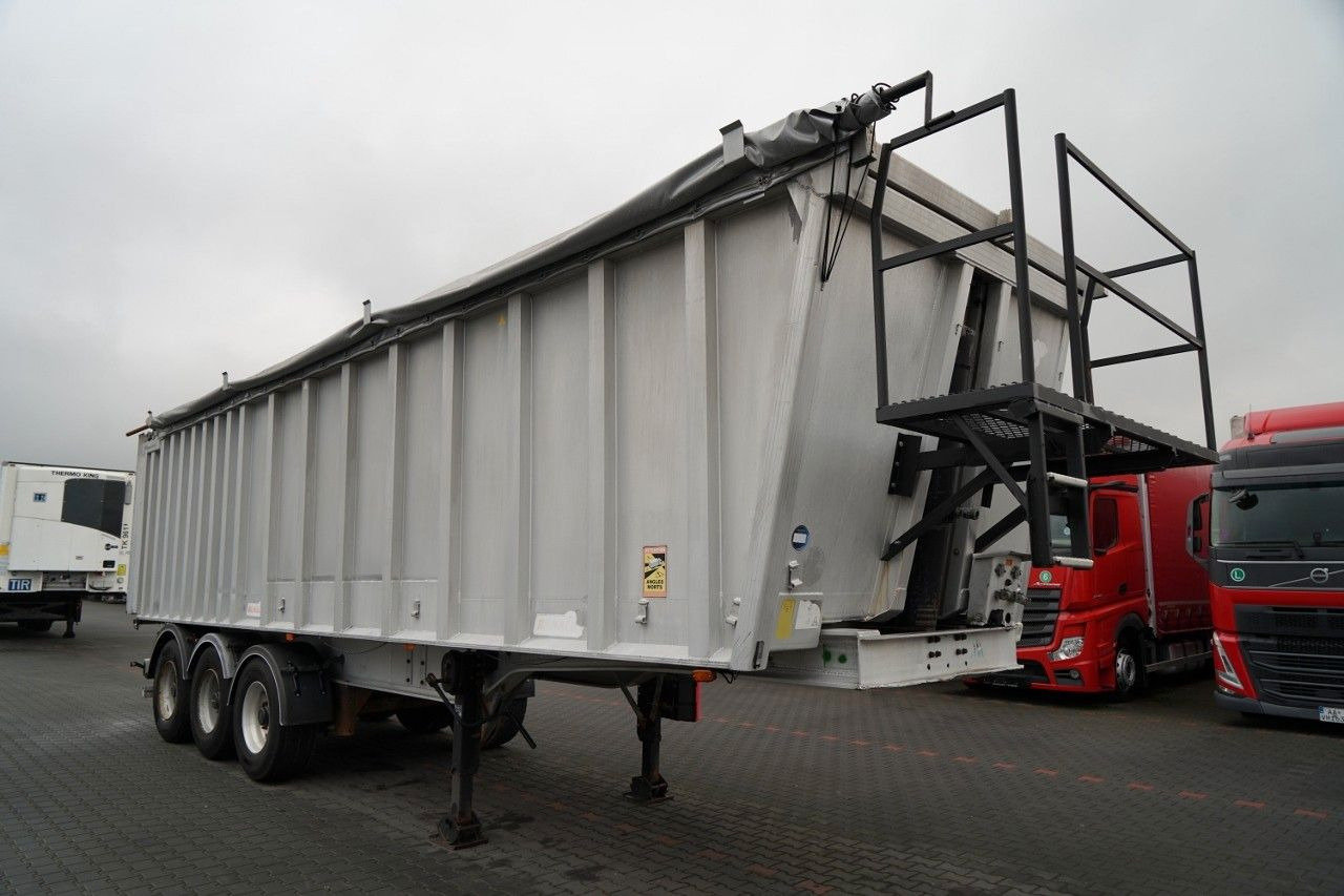 Benalu TIPPER 45 M3/WHOLE ALUMINIUM/5700 KG/FLAP-DOORS - Semirimorchio ribaltabile: foto 2 Benalu TIPPER 45 M3/WHOLE ALUMINIUM/5700 KG/FLAP-DOORS - Semirimorchio ribaltabile: foto 2