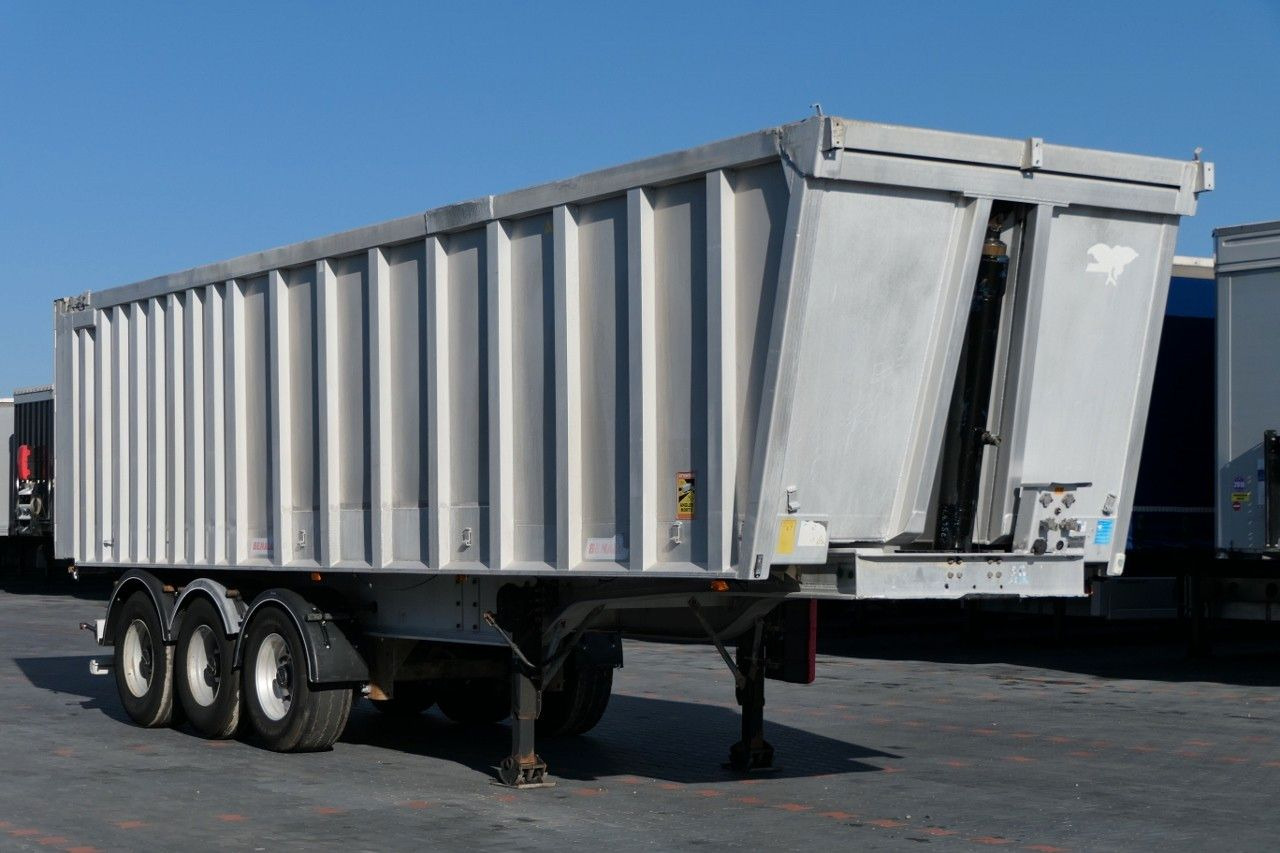 Benalu TIPPER 45 M3/WHOLE ALUMINIUM/5700 KG/FLAP-DOORS - Semirimorchio ribaltabile: foto 1 Benalu TIPPER 45 M3/WHOLE ALUMINIUM/5700 KG/FLAP-DOORS - Semirimorchio ribaltabile: foto 1