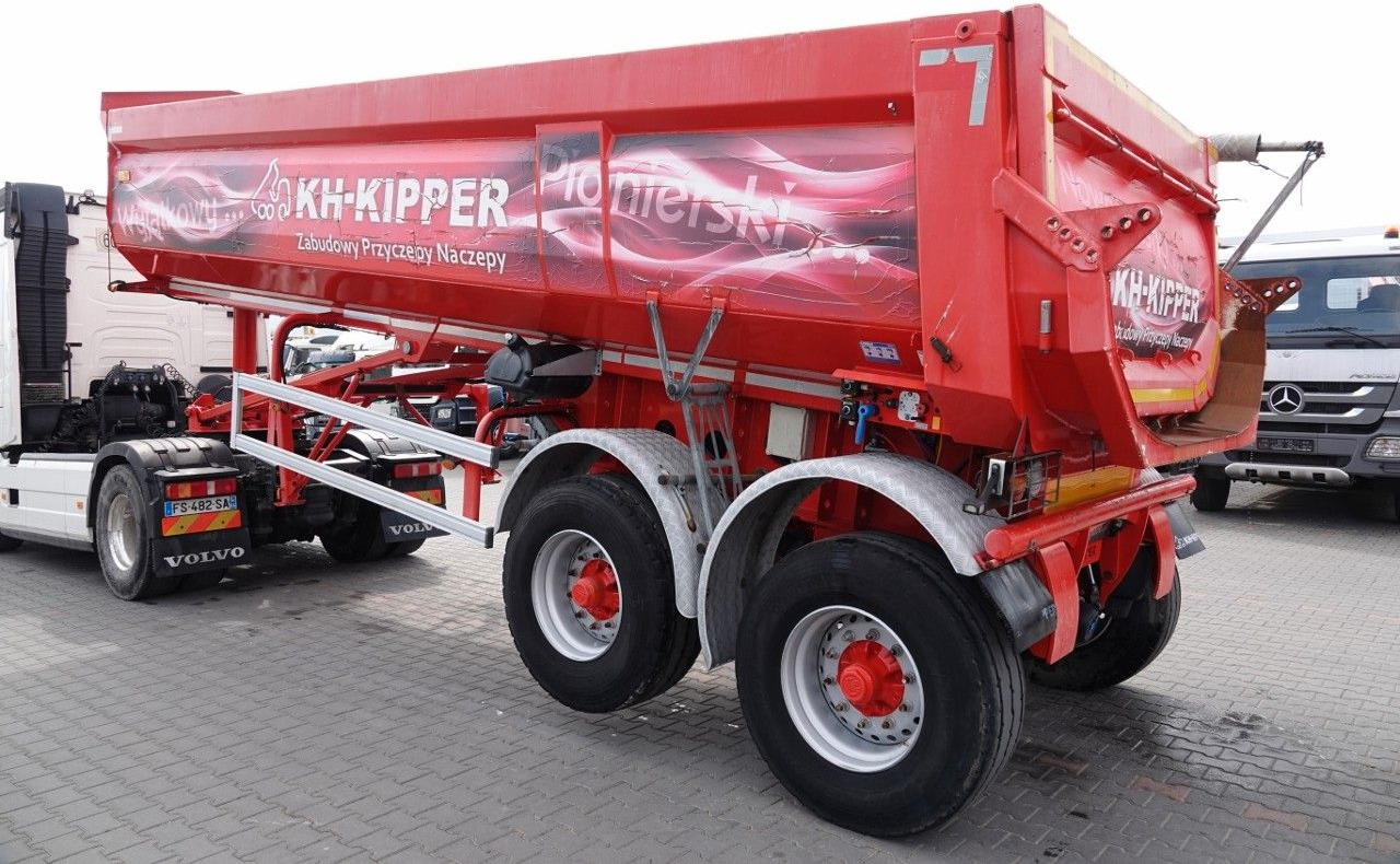 Benalu WYWROTKA / 26 M3 / NACZEPA BEZRAMOWA / N2O W1U - Semirimorchio ribaltabile: foto 4 Benalu WYWROTKA / 26 M3 / NACZEPA BEZRAMOWA / N2O W1U - Semirimorchio ribaltabile: foto 4