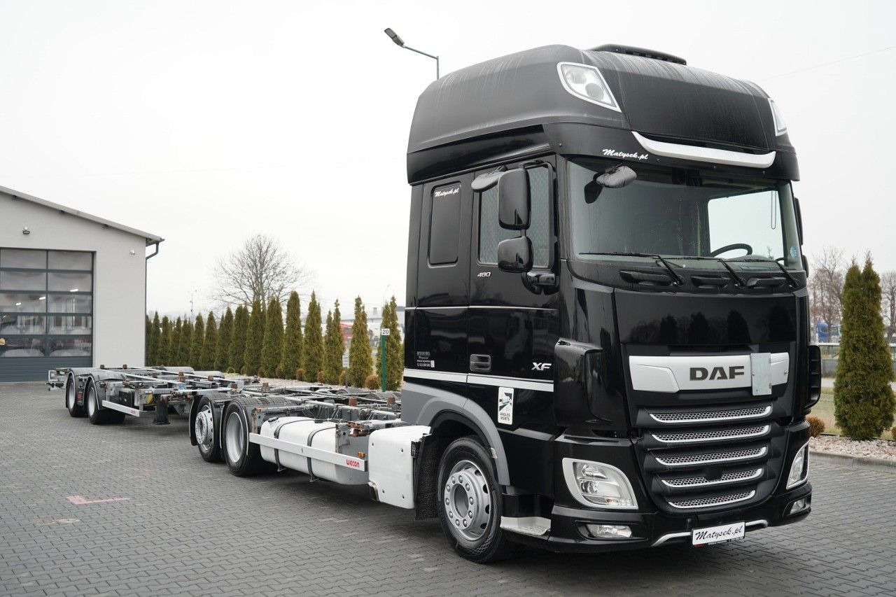 DAF XF 480 / BDF / 6X2 / ZESTAW TANDEM / SSC / I-PAR - Autocarro portacontainer/ Caisse interchangeable: foto 2 DAF XF 480 / BDF / 6X2 / ZESTAW TANDEM / SSC / I-PAR - Autocarro portacontainer/ Caisse interchangeable: foto 2