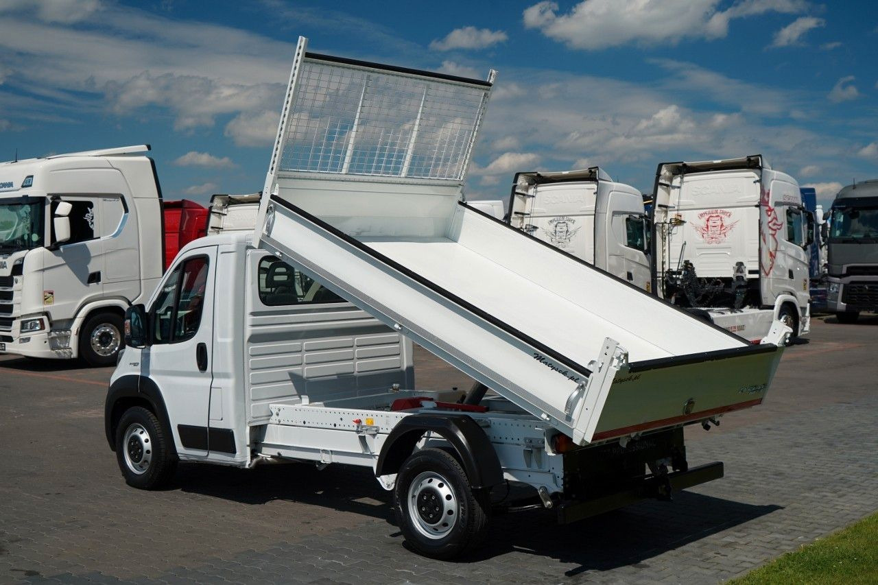 Fiat DUCATO MAXI / 2.3D / WYWROTKA 3,2 M / KLIMA / - Furgone ribaltabile: foto 4 Fiat DUCATO MAXI / 2.3D / WYWROTKA 3,2 M / KLIMA / - Furgone ribaltabile: foto 4