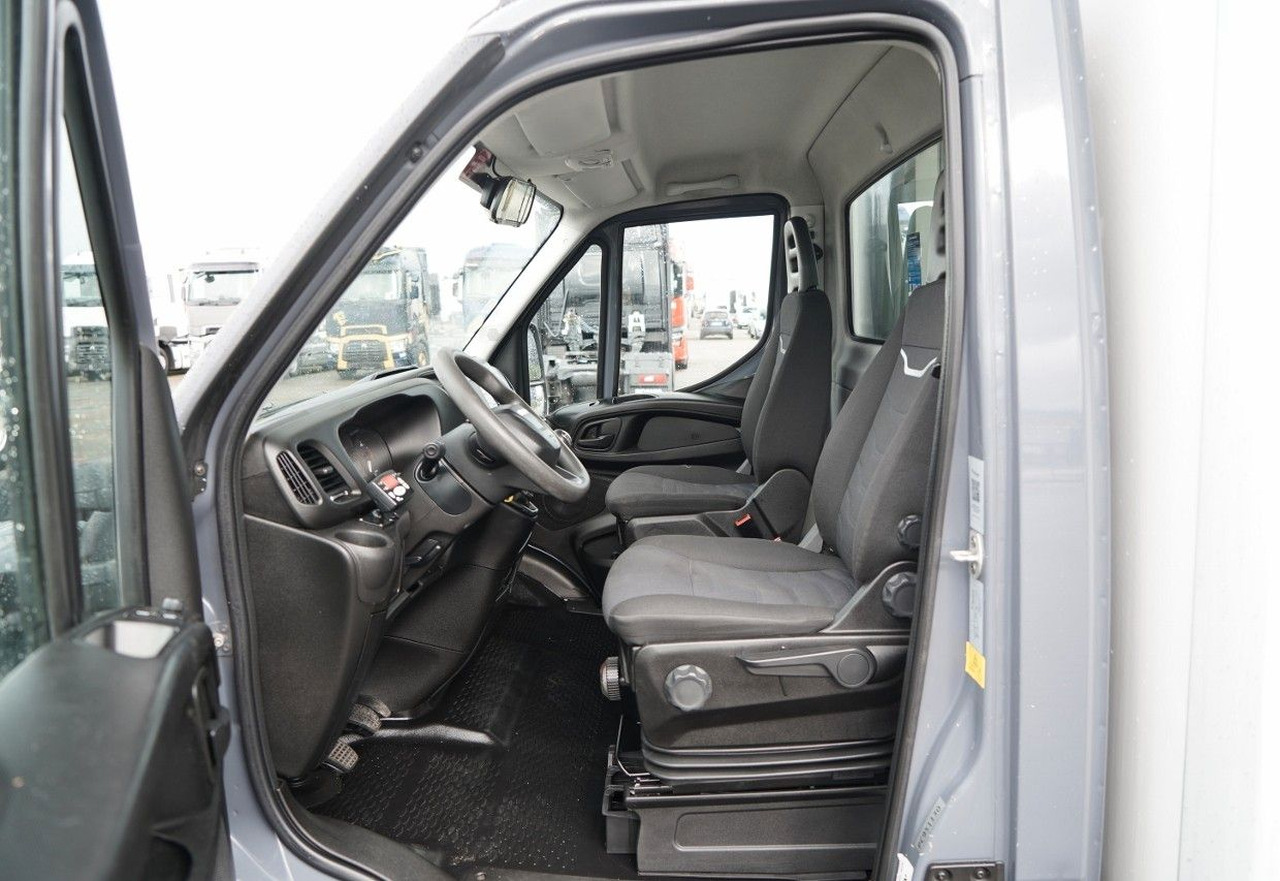 Furgone frigo Iveco DAILY 35-130 / CHŁODNIA / AGREGAT XARIOS 350 /: foto 31 Furgone frigo Iveco DAILY 35-130 / CHŁODNIA / AGREGAT XARIOS 350 /: foto 31