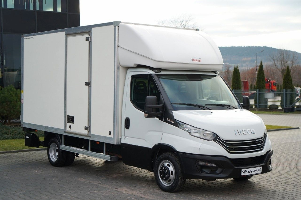 Iveco DAILY 35-160 / KONTENER 4,25 M / IZOTERMA AUTOM - Furgone frigo: foto 1 Iveco DAILY 35-160 / KONTENER 4,25 M / IZOTERMA AUTOM - Furgone frigo: foto 1