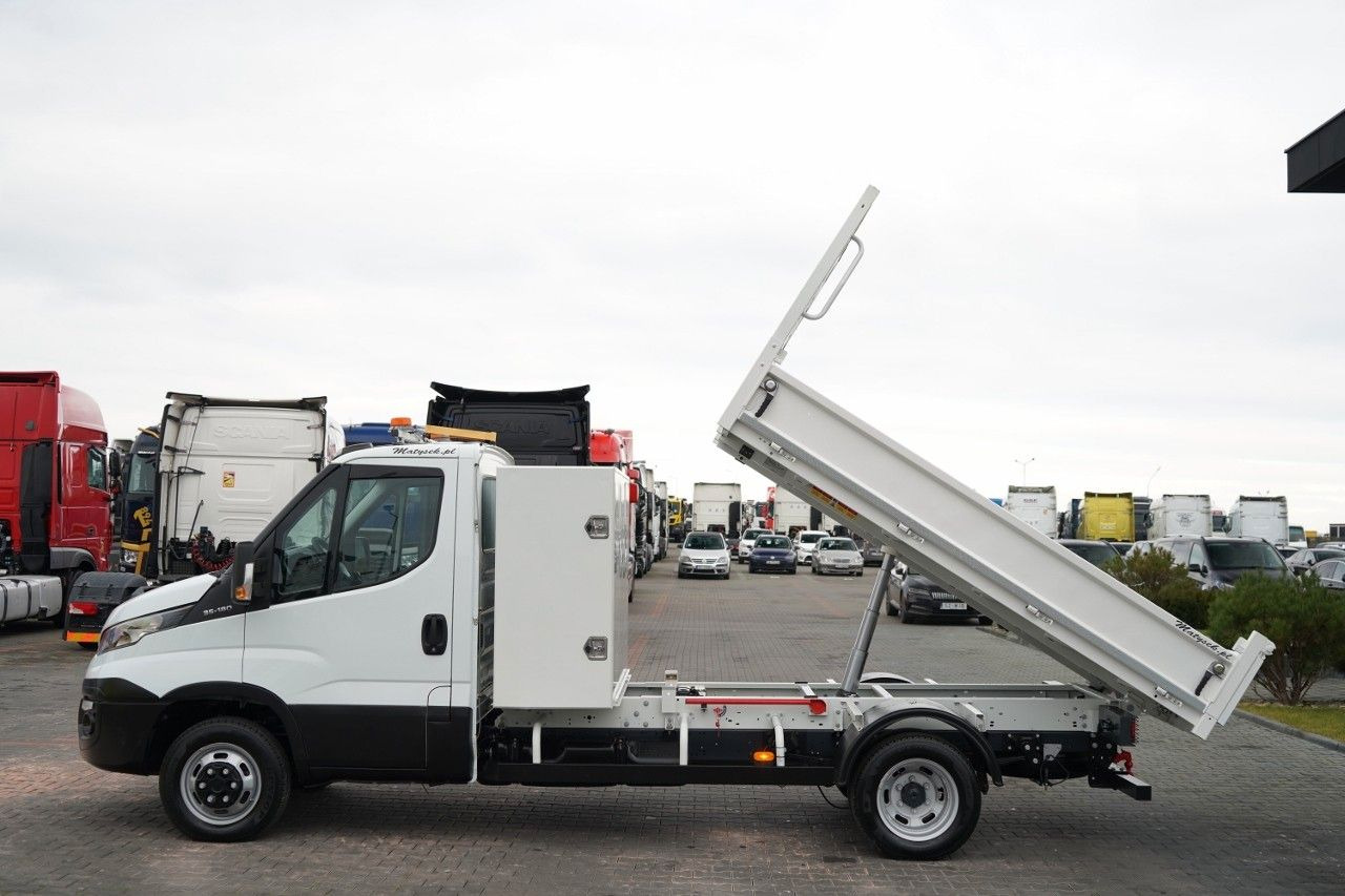 Iveco DAILY 35-180 / WYWROTKA TYLNOZSYPOWA / BLIŹNIAK - Furgone ribaltabile: foto 3 Iveco DAILY 35-180 / WYWROTKA TYLNOZSYPOWA / BLIŹNIAK - Furgone ribaltabile: foto 3