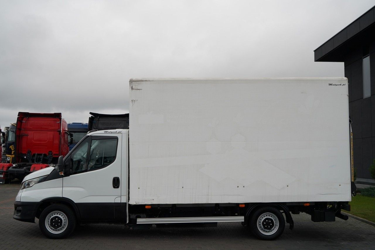 Iveco DAILY 35-NP / CNG / KONTENER / MANUAL / WINDA P - Furgone frigo: foto 5 Iveco DAILY 35-NP / CNG / KONTENER / MANUAL / WINDA P - Furgone frigo: foto 5