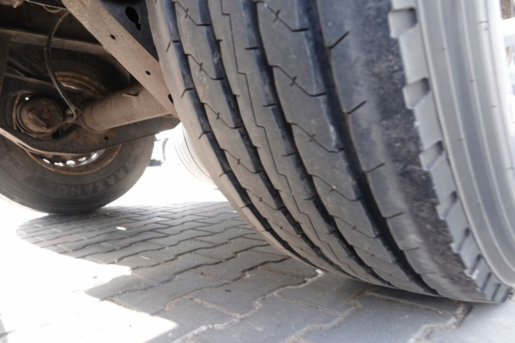 Semirimorchio frigorifero Krone CHŁODNIA / THERMO KING SLX 300 / DOPPELSTOCK Krone CHŁODNIA / THERMO KING SLX 300 / DOPPELSTOCK: foto 15 Semirimorchio frigorifero Krone CHŁODNIA / THERMO KING SLX 300 / DOPPELSTOCK Krone CHŁODNIA / THERMO KING SLX 300 / DOPPELSTOCK: foto 15