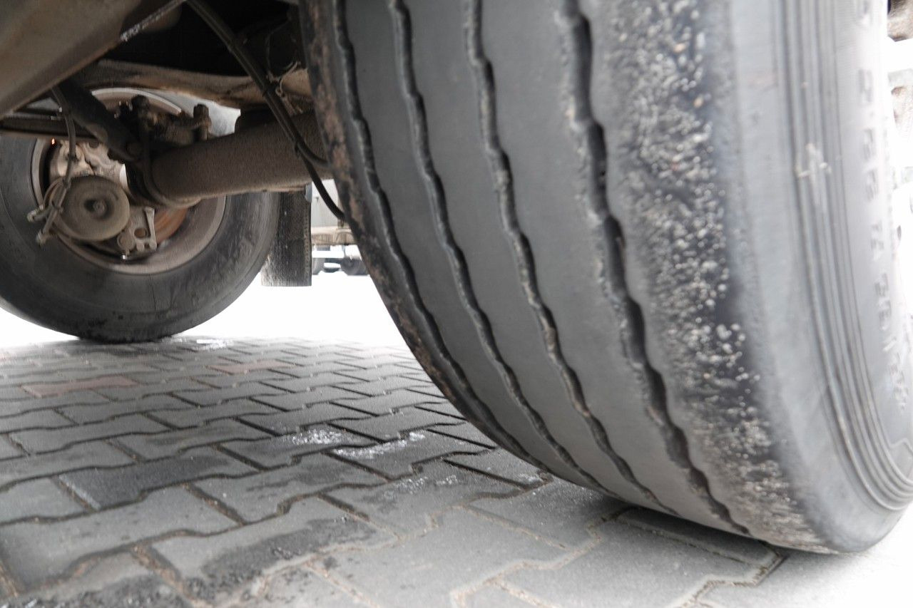 Semirimorchio silos Spitzer CEMENTONACZEPA / 37 000 L / SILOS / 3 KOMORY / O: foto 15